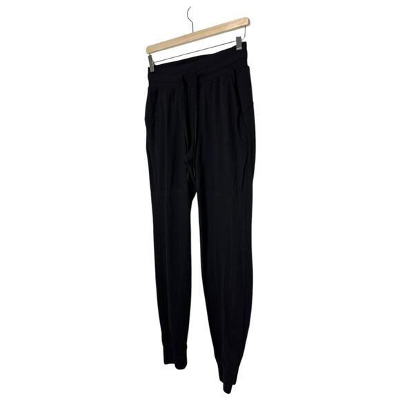 Lululemon Women’s 6 Align Jogger Pants Black - Picture 2 of 7